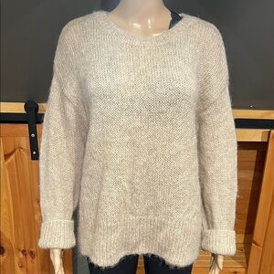 H&M Soft Beige Crew Neck Sweater Wool  and Alpaca Blend